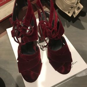 Halogen velvet block heels size 9